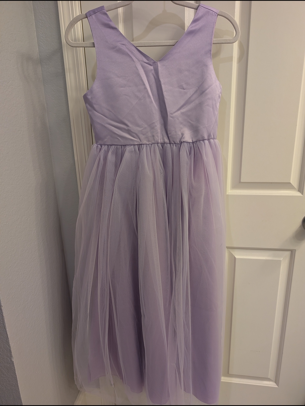 Lilac Tulle Girls' Party Dress - Sleeveless V-Neck